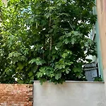 Rs-3 - Appartement F2 Au 3Eme Etage A Mulhouse Pour 1-3 Pers